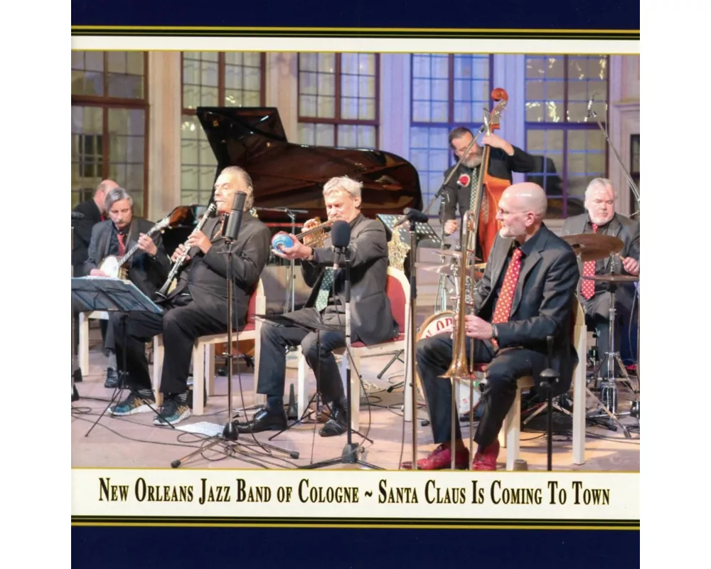 Santa Claus is coming to town