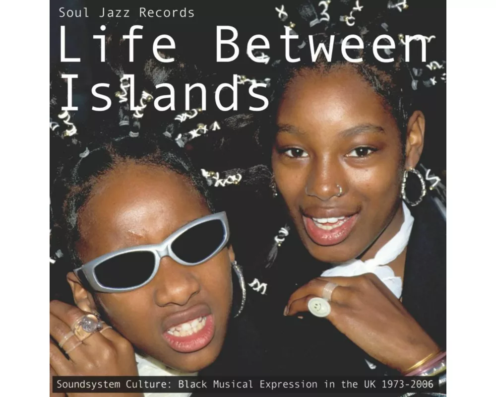 Life Between Islands