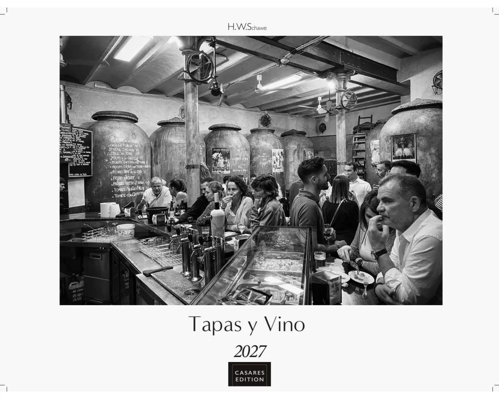 Tapas y Vino Kalender 2027 - Wandkalender | Fotokalender Spanien 42x55 cm- Fotokunstkalender schwarz-weiss mit Motiven aus Spanischen Bars