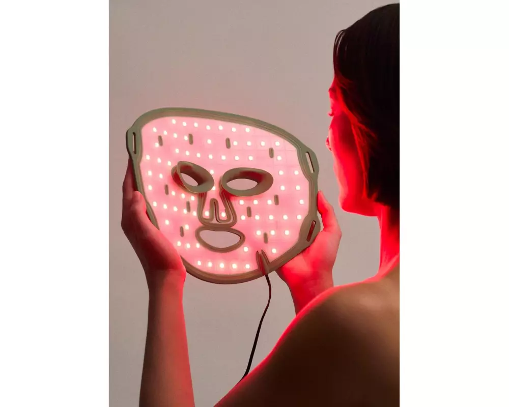 Create LED-Behandlungsmaske 8 in 1 Salbeigrün