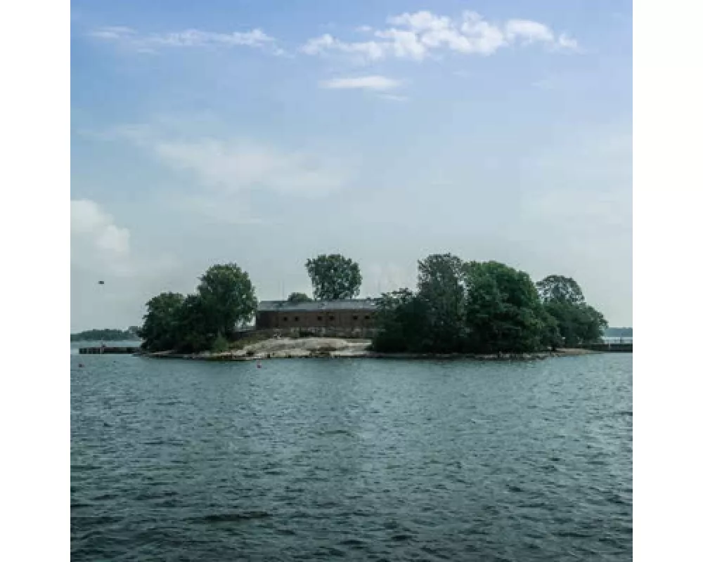 Lonna 2019