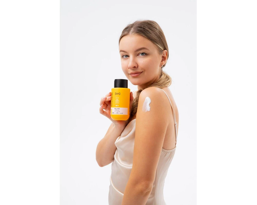 Skincyclopedia Body Lotion Glow 300 ml