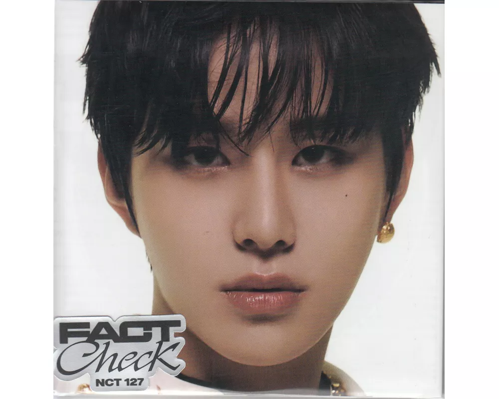 The 5TH Album 'fact Check' (Poster Ver. CD)