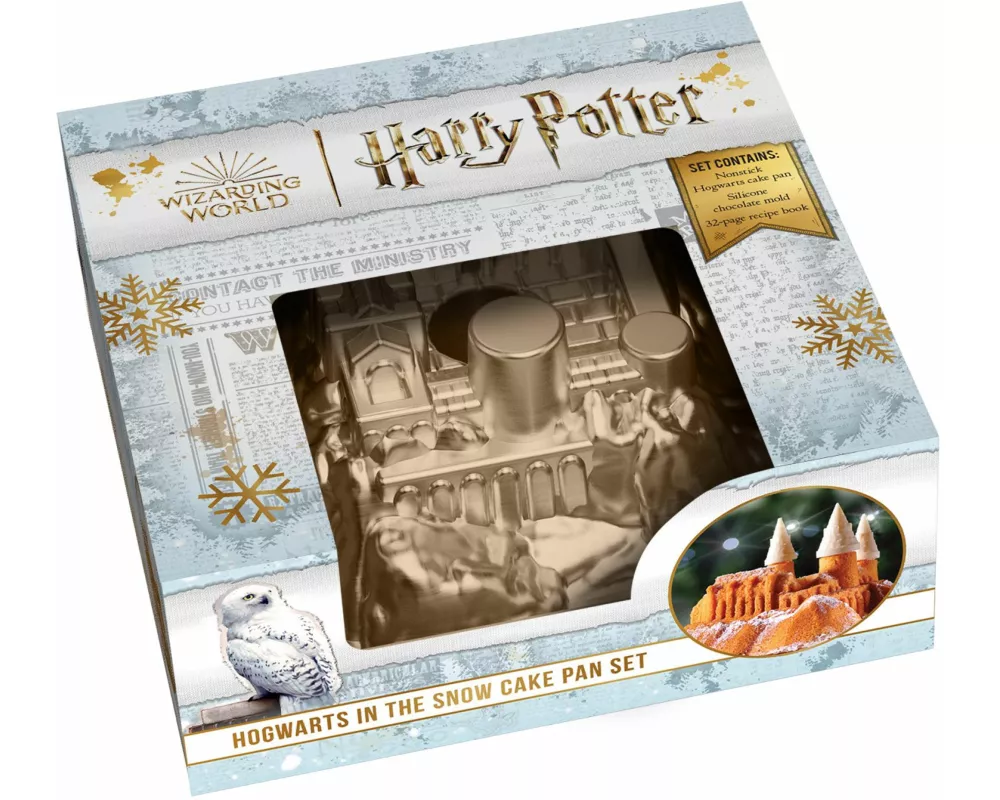 Harry Potter: Hogwarts in the Snow Cake Pan Set
