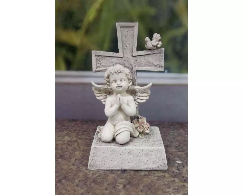 Dameco Grabdekoration Engel mit Kreuz 8 x 11 x 18.5 cm