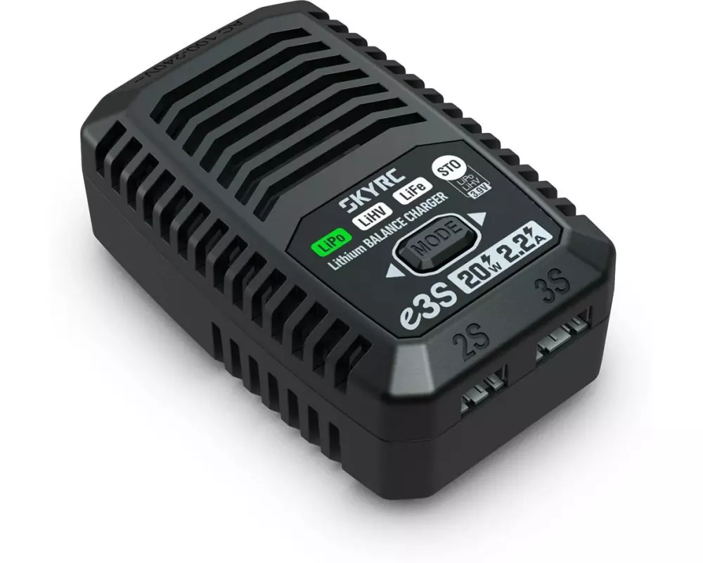 SKYRC Ladegerät e3s AC 20 W
