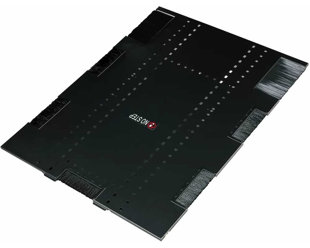 APC NetShelter SX, 750mm Wide x 1200mm Deep, Performance Roof, Black