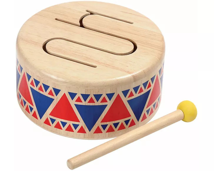 Holztrommel mit Schläger