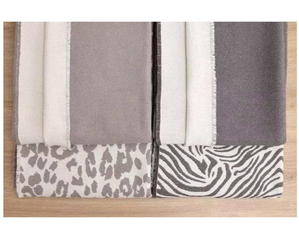 Eskimo Decke Zola Decke 140 x 200 cm, Beige/Grau