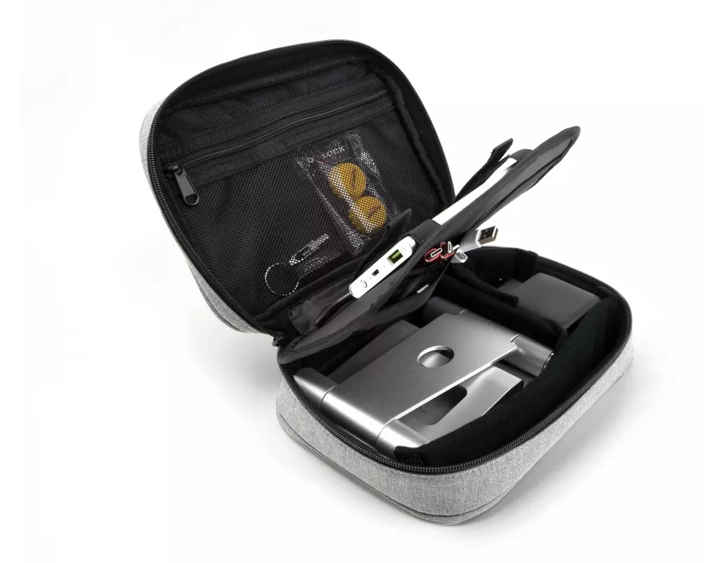 Delock Travel Kit V Tablet Edition