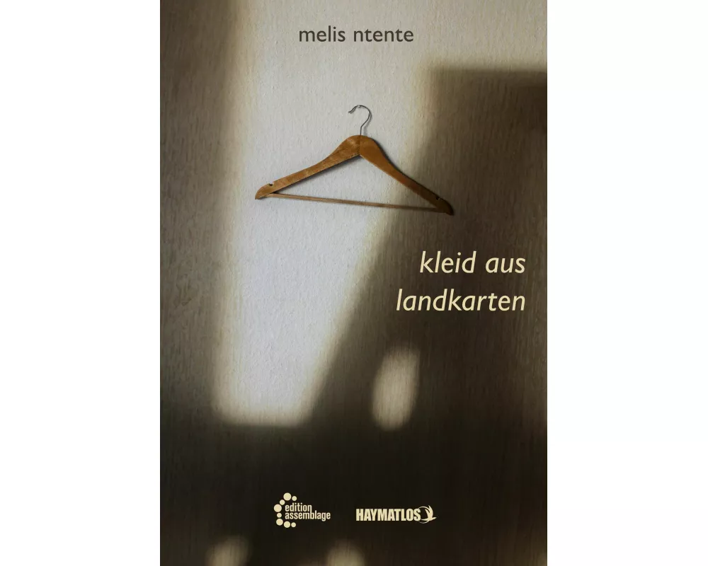 kleid aus landkarten