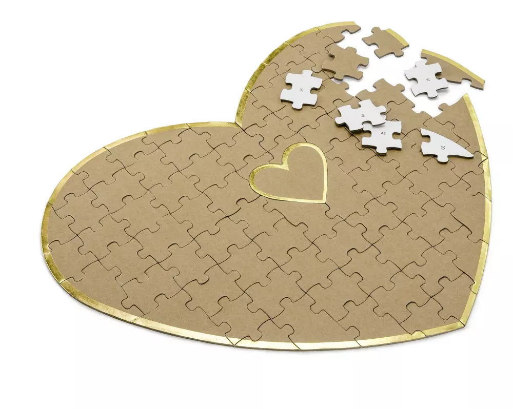 Partydeco Hochzeitsaccessoire Gästebuch Herz Puzzle 45 x 35.5 cm