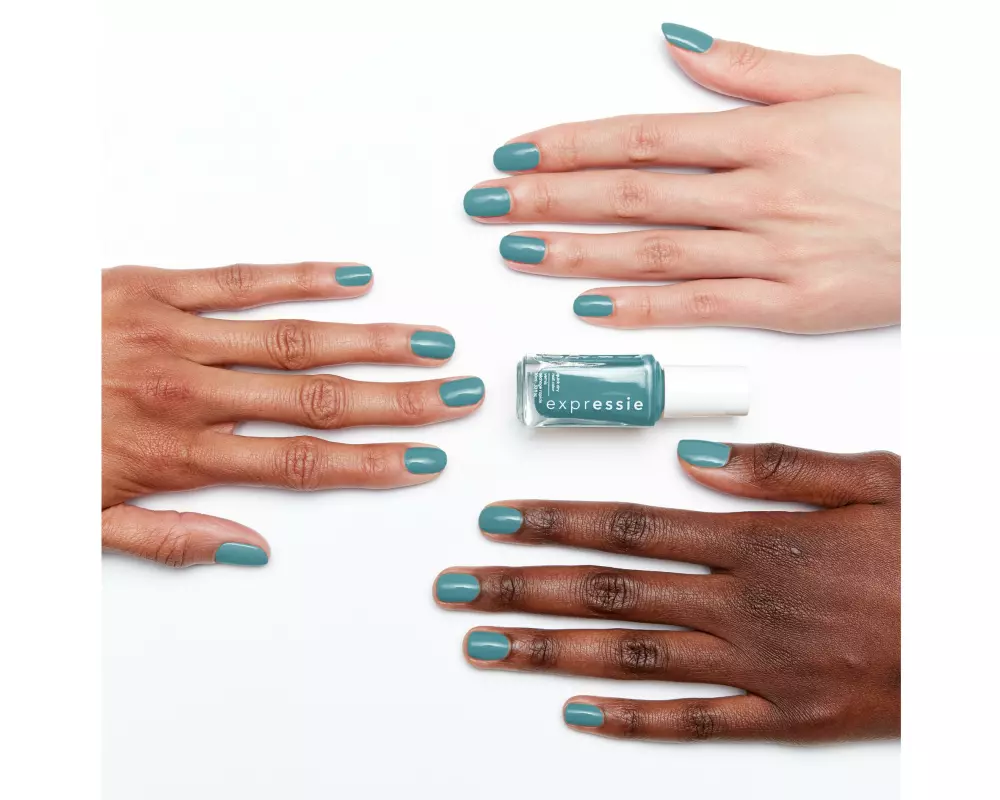 essie Nagellack Expressie 335 up up & away message