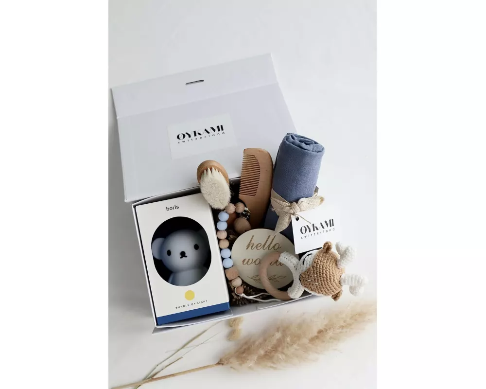 Oykami Geschenkset Madrit Junge mit Boris und Elch