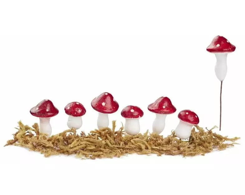 HobbyFun Mini-Figur Fliegenpilz mit Moos, 2 - 3 cm