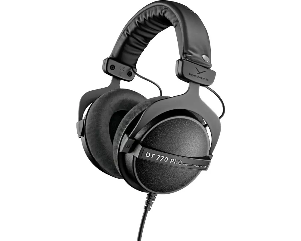 Beyerdynamic Over-Ear-Kopfhörer DT 770 Pro Black 250 Ω
