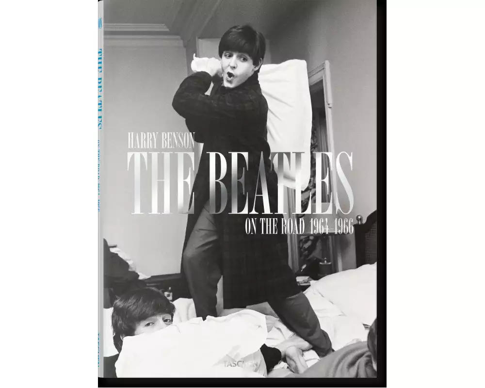 Harry Benson. The Beatles