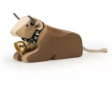 Kuh 1 liegend Braunvieh