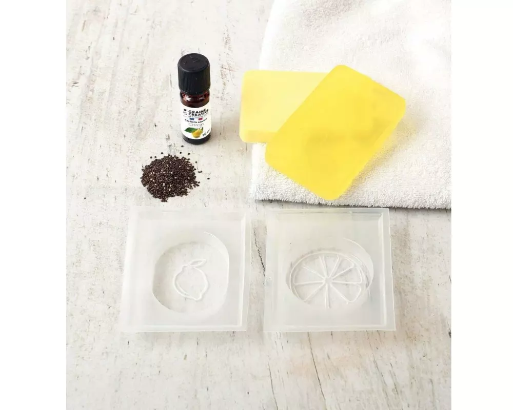 Graine Créative Seifen DIY Kit Zitrone mit Chiasamen