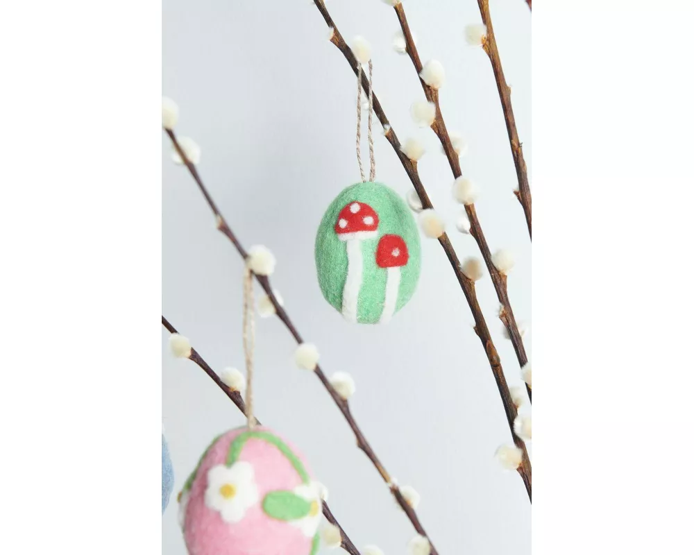 Aufhänger Filz-Ei Purpur-Blume, Mint, 7,8 x Ø 5,8cm