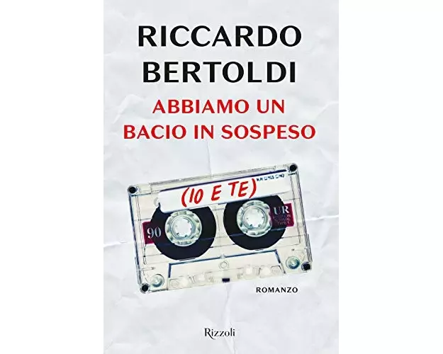 Abbiamo un bacio in sospeso (io e te)