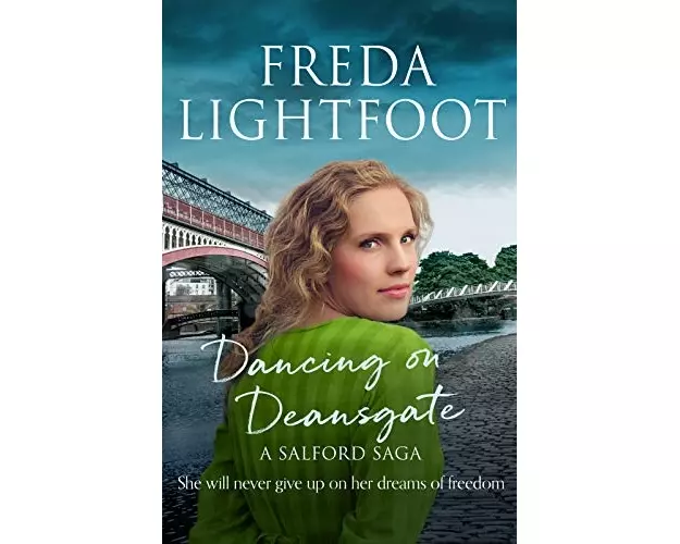 Dancing on Deansgate