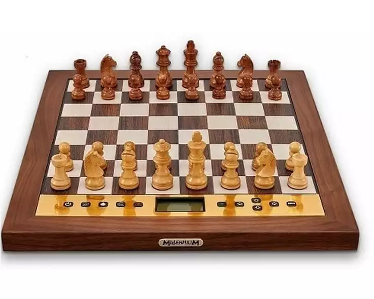Millennium Chess The King Performance Schachcomputer