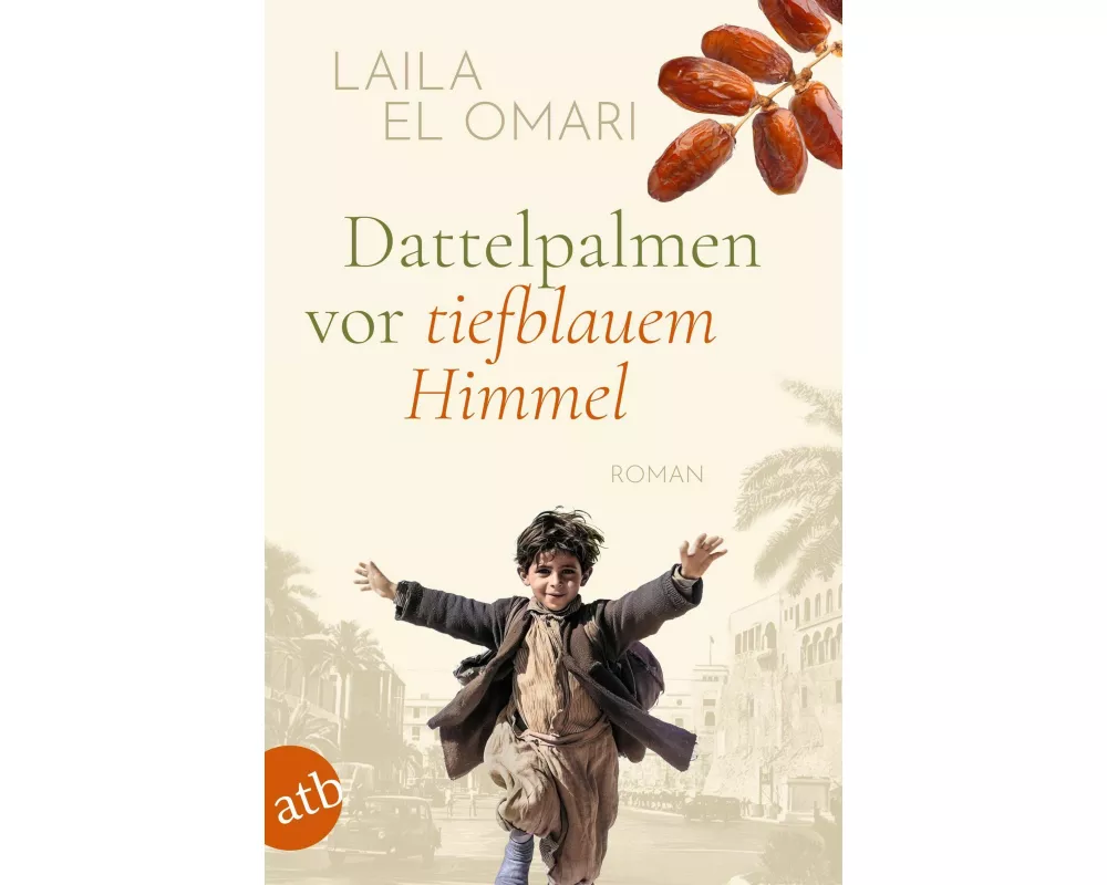 Dattelpalmen vor tiefblauem Himmel