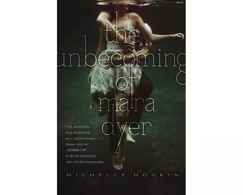 The Unbecoming of Mara Dyer