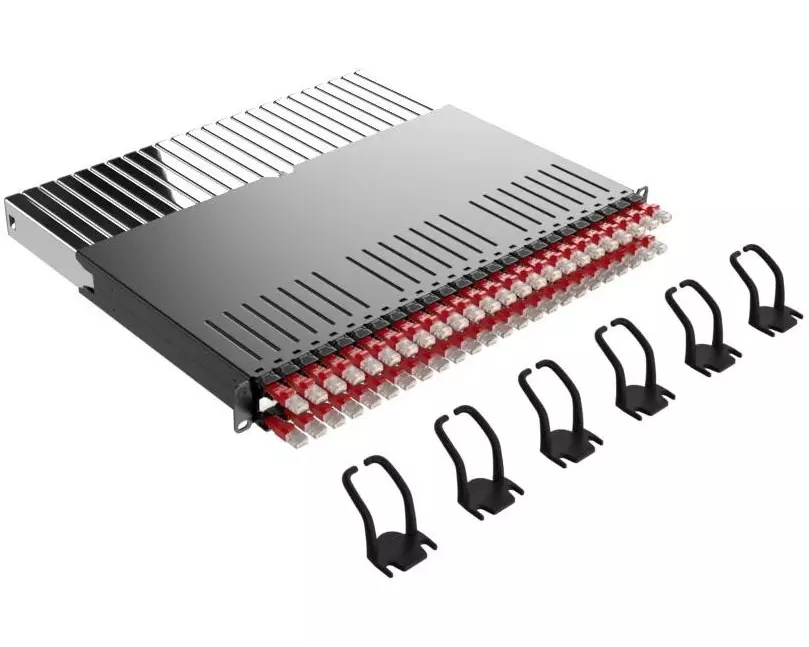 Patchbox PATCHBOX 365 Cat 6A, STP, 0.8 m, Rot, 24 Kassetten