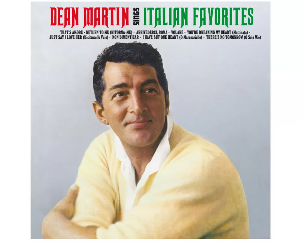 Sings Italian Favorites