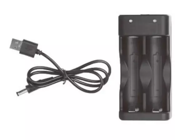 Absima Ladegerät mit USB-Kabel