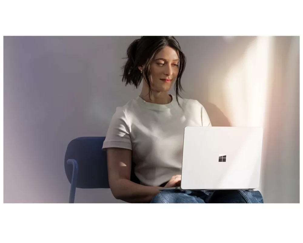 Microsoft Surface Laptop7, 38,1cm 15Zoll, Intel Core Ultra 5 236V, 16GB, 256GB SSD, Platinum, W11P, COMM, Schweiz