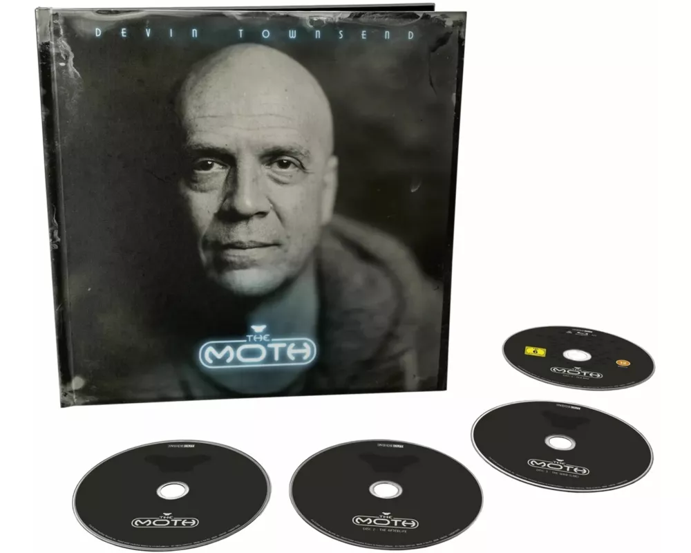 The Moth (Ltd. Deluxe 3CD+Blu-ray Artbook)