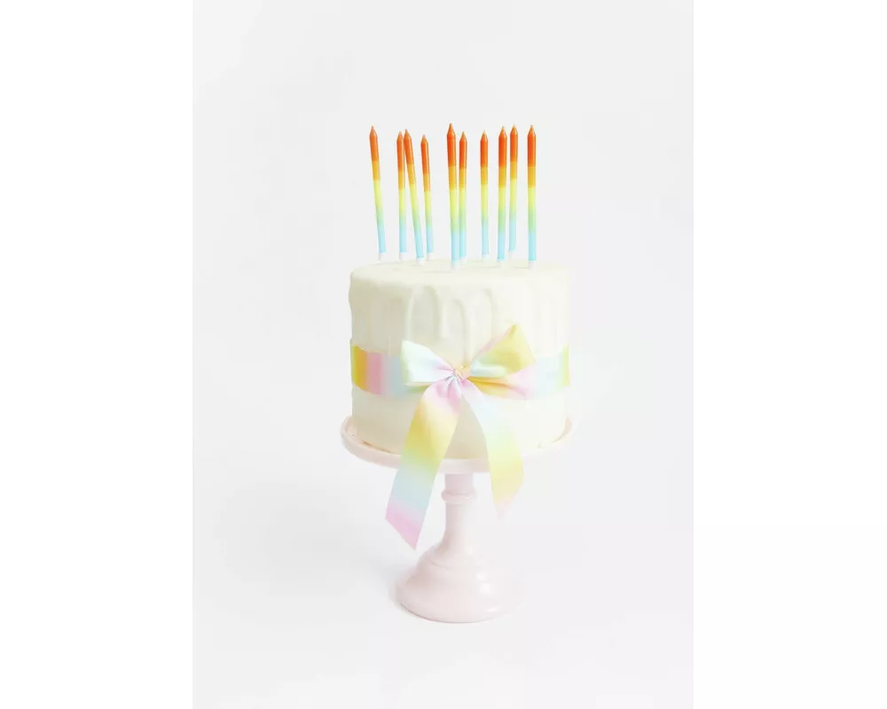 Kerzen Regenbogen, 14 Stk, Ø 0,7 cm x 12,5 cm, inkl. 14 Kerzenhalter