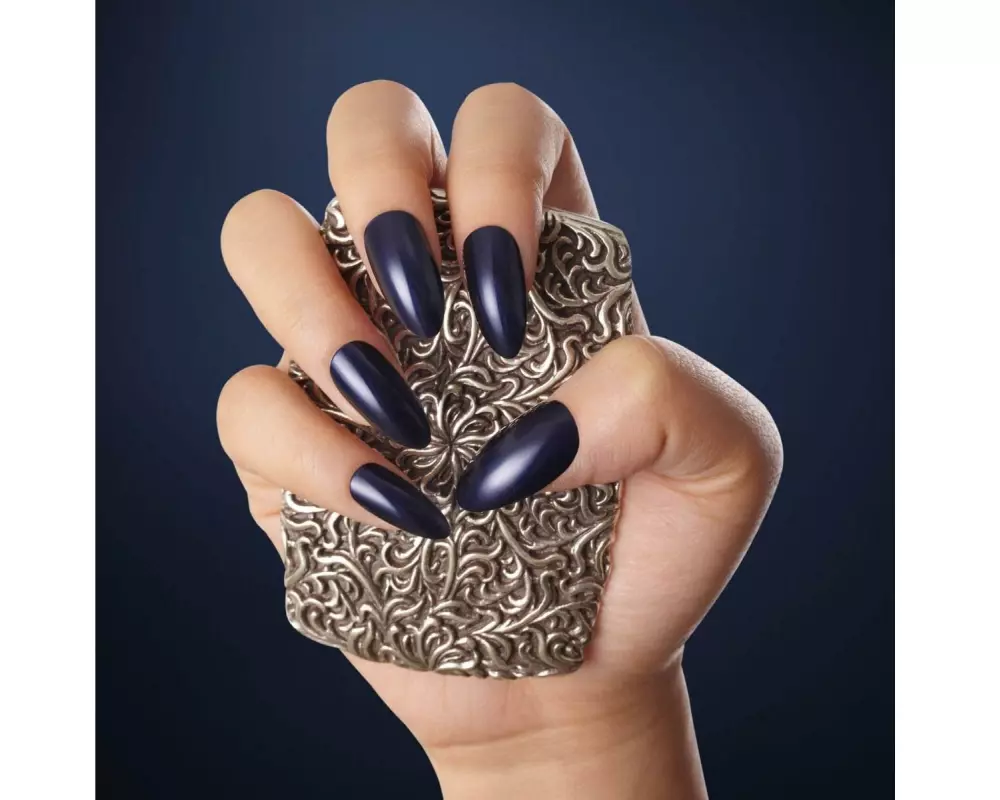 Kiss Kunstnägel-Set Plain – Stiletto 100 Stück