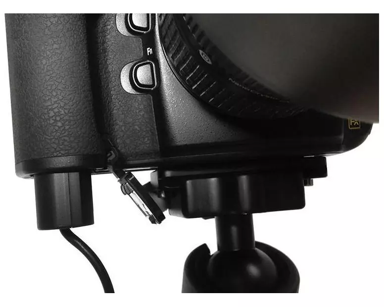 Tether Tools Adapter Relay Camera Coupler CRN5B Für Nikon