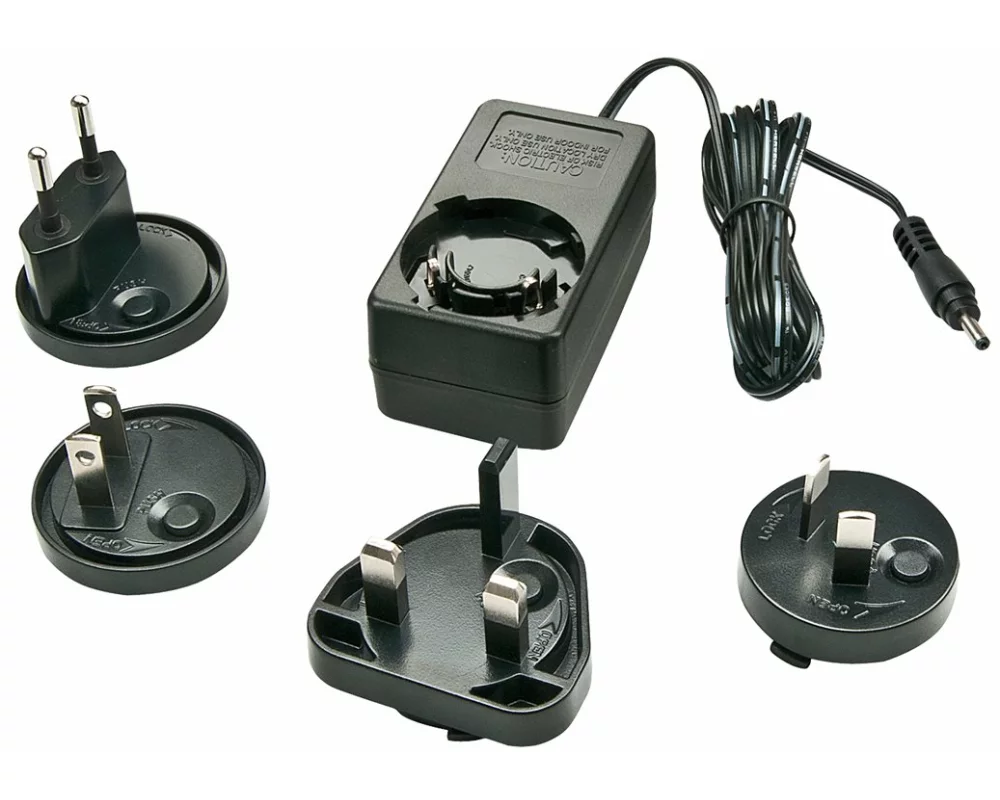 LINDY MC Switching AC Adapter 5VDC3A 3.5/1.35mm Level VI