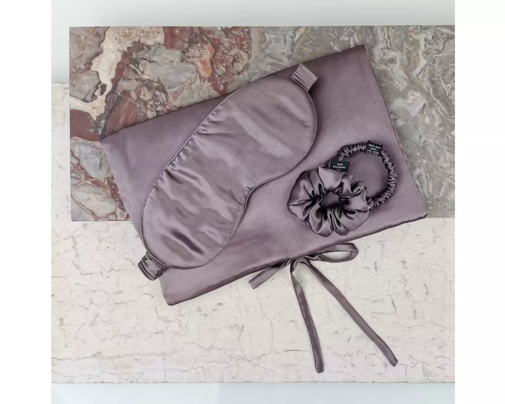 Ailoria Travel Set Maulbeerseide