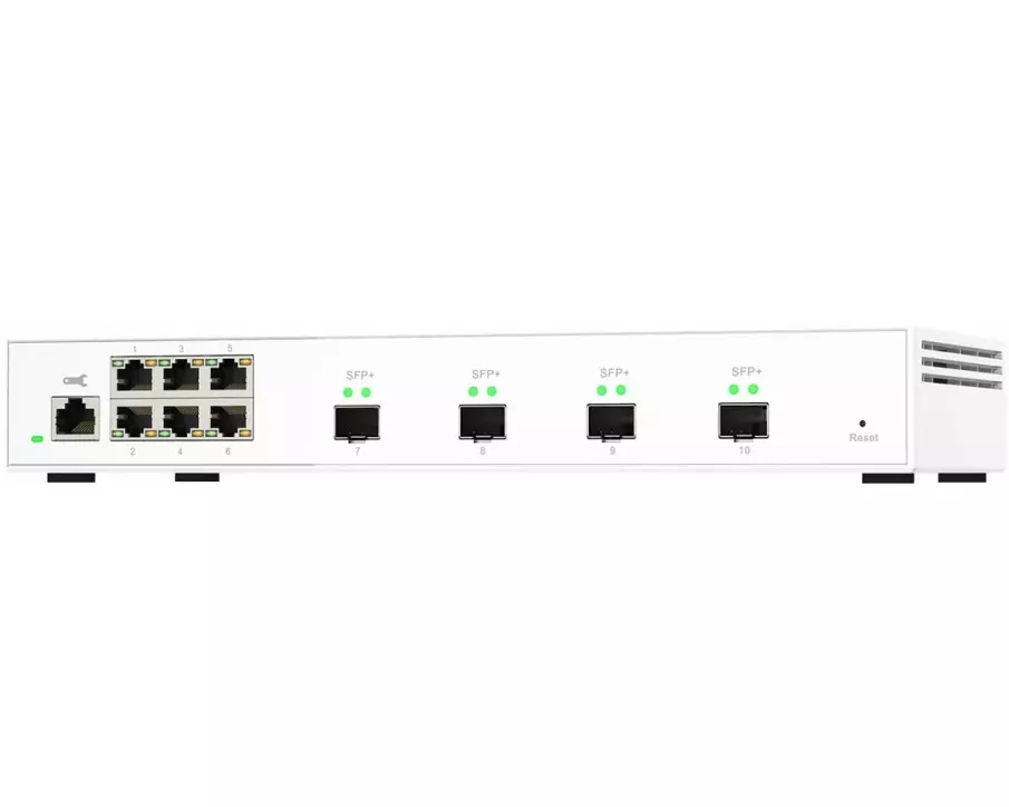 QNAP QSW-M2108-2S 6 port 2.5Gbps, 4 port 10Gbps SFP+, web managed switch