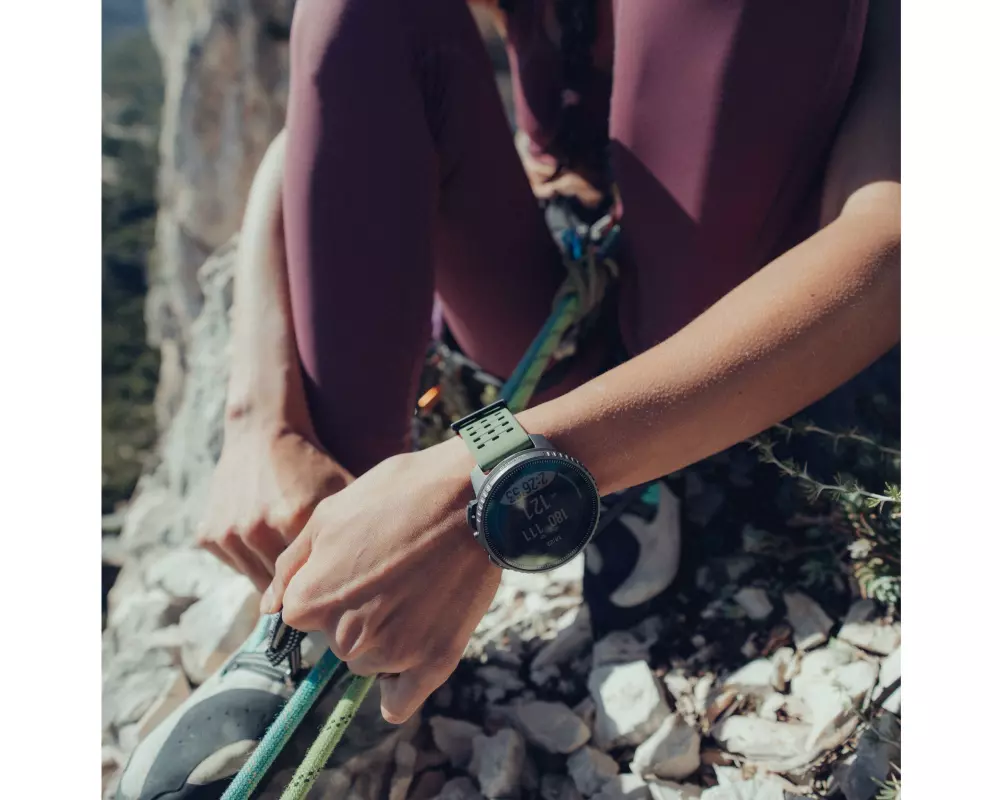 SUUNTO Sportuhr Vertical Titanium Solar Forest