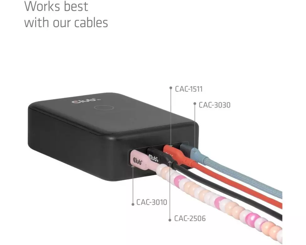 Club 3D CAC-1933 USB-C 240 W GaN 4-Port Universal Schwarz
