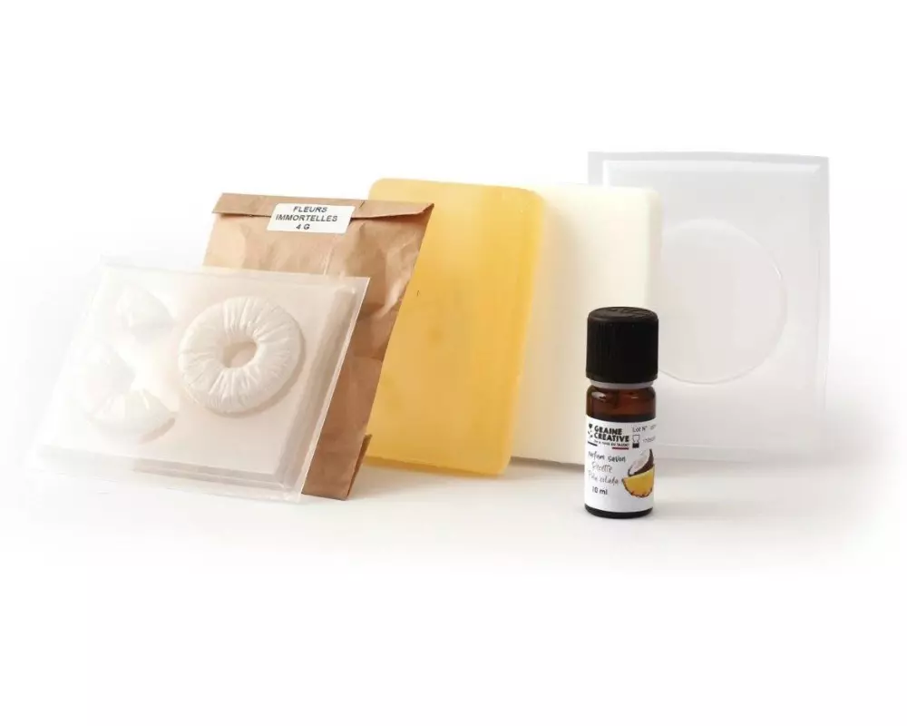 Graine Créative Graine Créative Seifen DIY Kit Pina Colada mit Trockenblumen