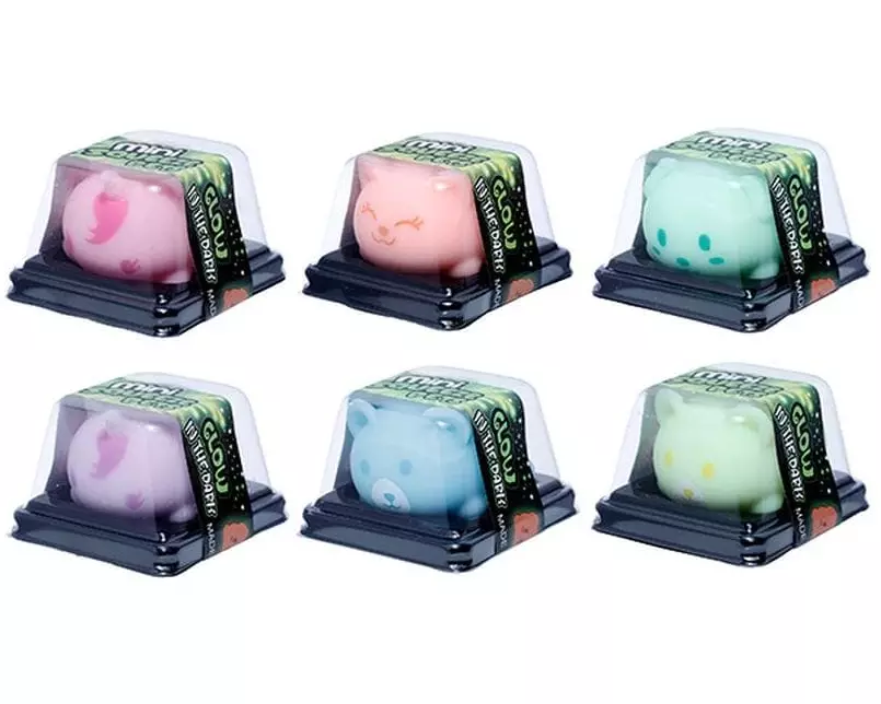 Sombo Stretchy Cat Glow in the Dark assortiert