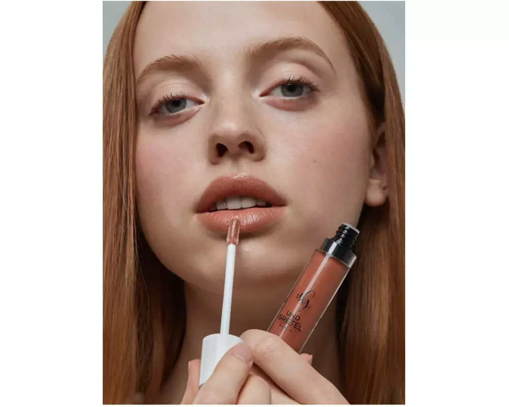UND GRETEL Knutzen Lipgloss 11 Caramel Shimmer