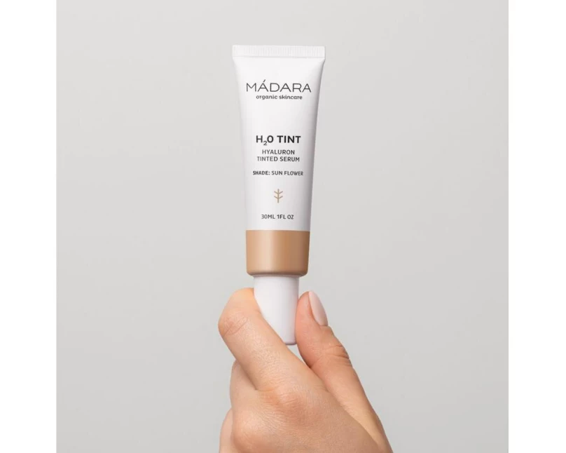 MÁDARA H2O Tint Hyaluron Tinted Serum 3 Sun Flower
