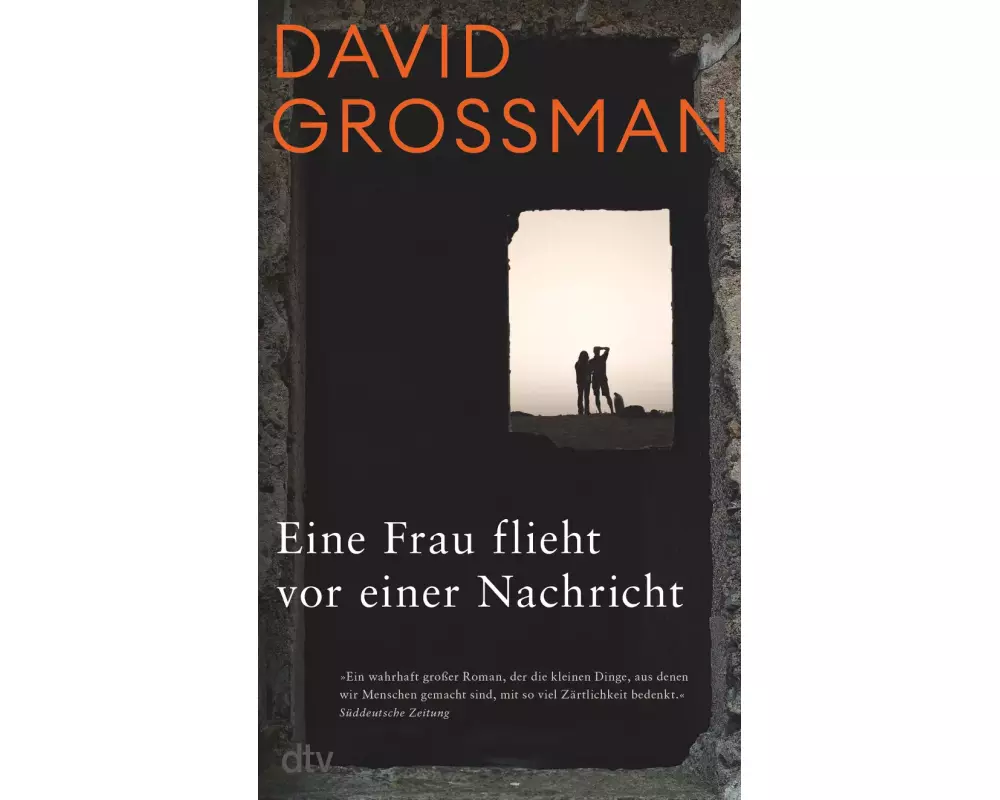 Eine Frau flieht vor einer Nachricht