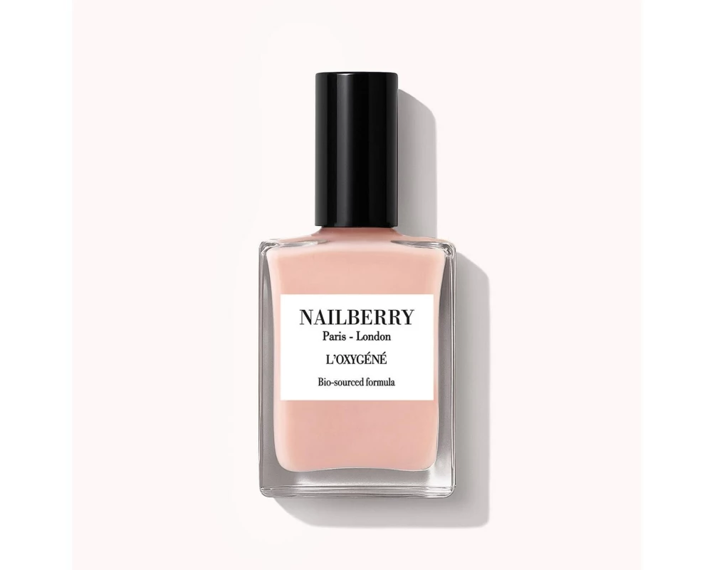 NAILBERRY L'Oxygéné A Touch of Powder