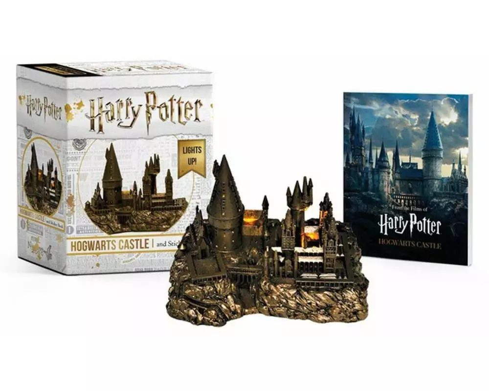 Harry Potter Hogwarts Castle and Sticker Book