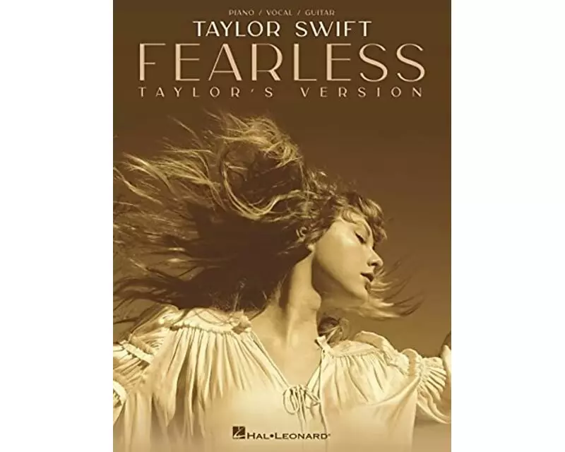 Taylor Swift - Fearless (Taylor's Version) Piano/Vocal/Guitar Songbook - Taylor Swift Sheet Music Bo